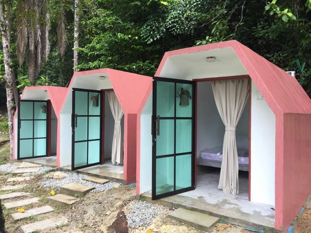 Eco Capsule Resort At Teluk Bahang, Penang Batu Ferringhi Exterior photo