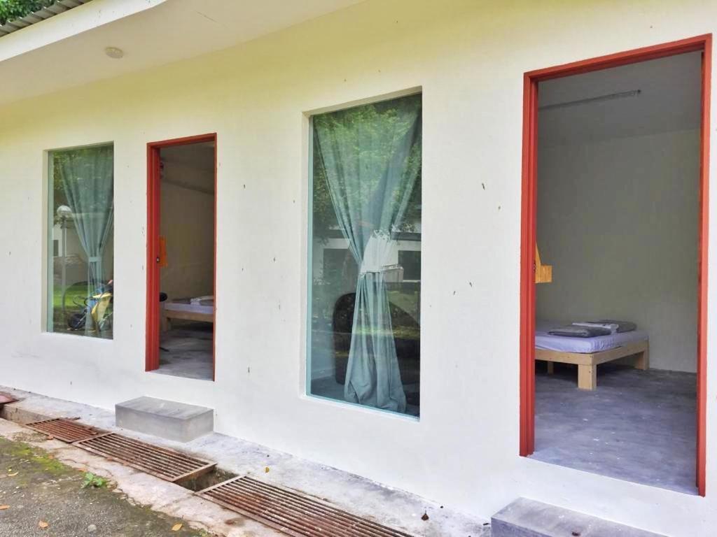 Eco Capsule Resort At Teluk Bahang, Penang Batu Ferringhi Exterior photo